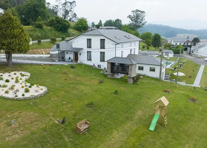 Casona Del Campo Navia